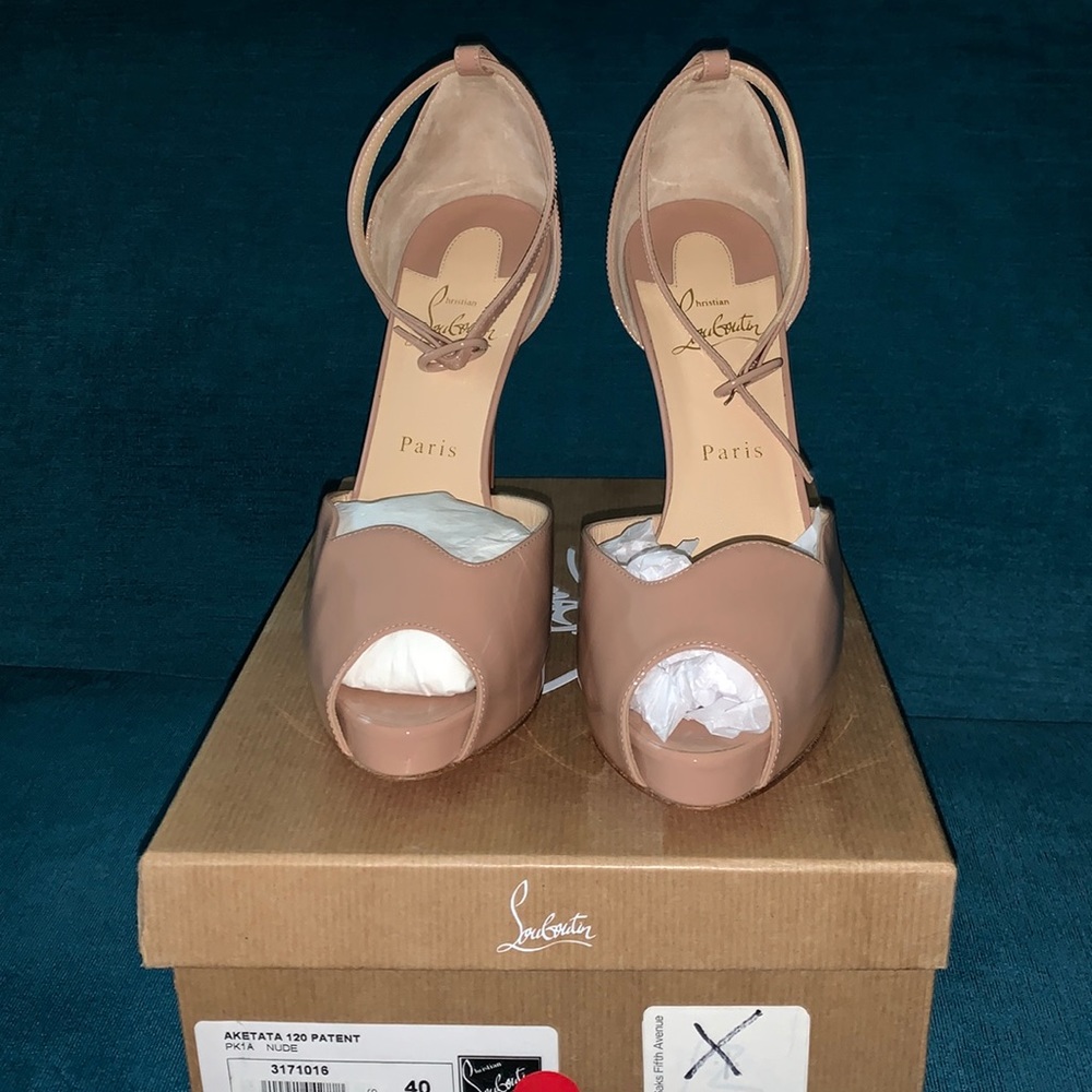 Aketata Christian Louboutin